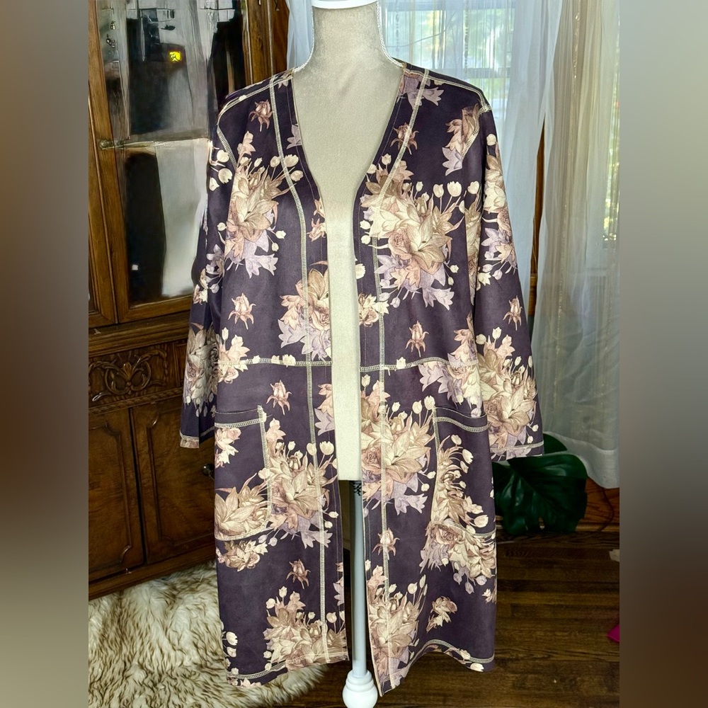 Chelsea & Theodore Floral Patterned Long Cardigan